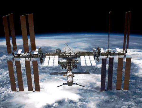 Роскосмос и НАСА продължават работата на МКС до 2024