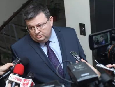 Цацаров поиска повече пари и магистрати за граничните прокуратури и съдилища