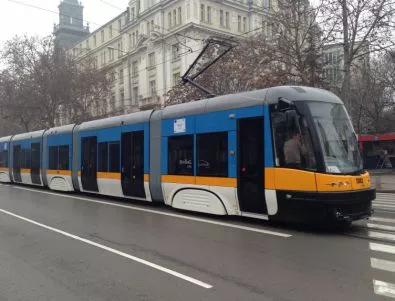 Допълнителни линии на градския транспорт в София на Задушница