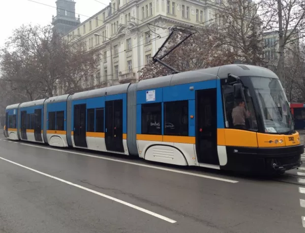 Софийският градски транспорт въвежда бутони за качване и слизане