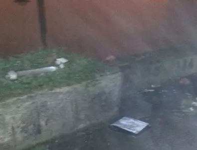 Вандали в Скопие отново счупиха плочата на Мара Бунева