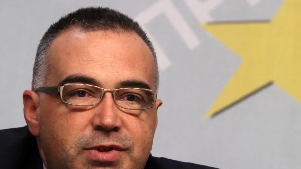 Предателството на Първанов и Калфин е тежко