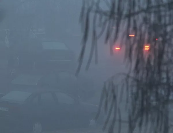 Намалена е видимостта на АМ "Тракия" поради мъгла