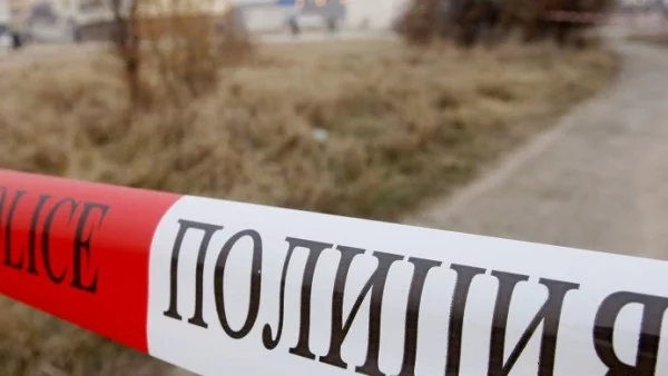 Човек се самоуби в автомобила си край Асеновград