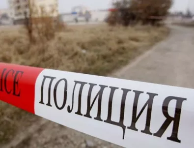 В Пловдив откриха труп на мъж върху капак на кола