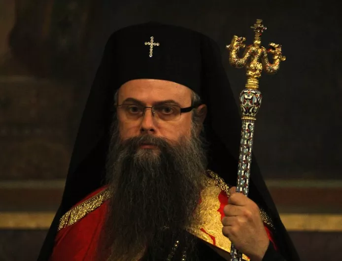 4 000 подписа срещу митрополит Николай, вече месец отговор от Синода няма
