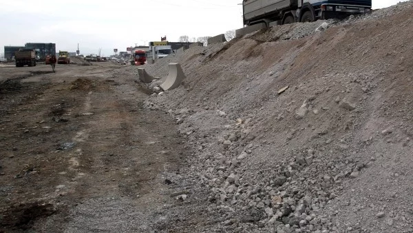 Столичани от "Илиянци" на протест заради отчуждаването на имотите по Северната тангента