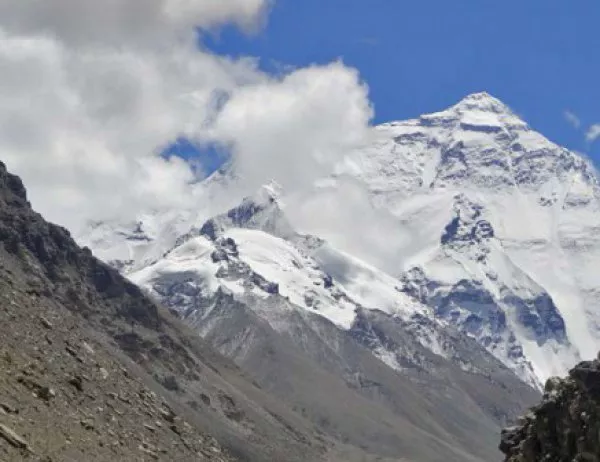 Алпинист оцеля 47 дни в Хималаите