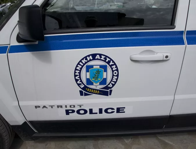 Гръцки полицаи заловиха двама турски офицери в български автомобил