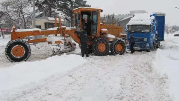 Осигуриха необходимото за зимната поддръжка на пътищата в област Стара Загора