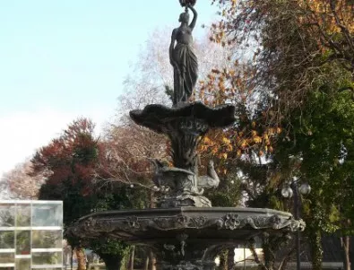 Неспасяемата барокова красота на фонтана Деметра