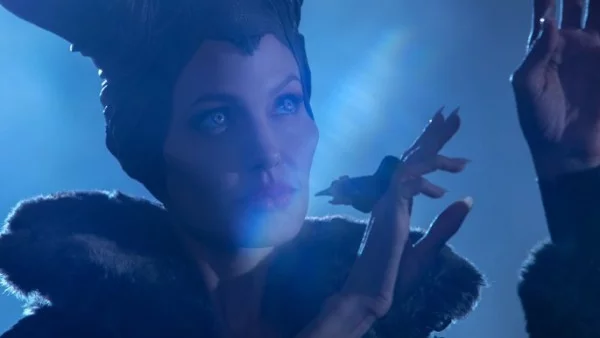 Лана дел Рей с нов саундтрак за фентъзи приключението Господарка на злото