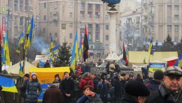 МВР на Украйна: Незаконно е създаването на военизирани формирования