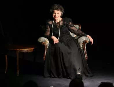 Стоянка Мутафова: Връщам се на сцената категорично