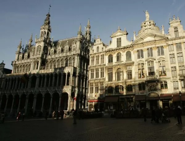 Бомбена заплаха опразни набързо белгийския парламент