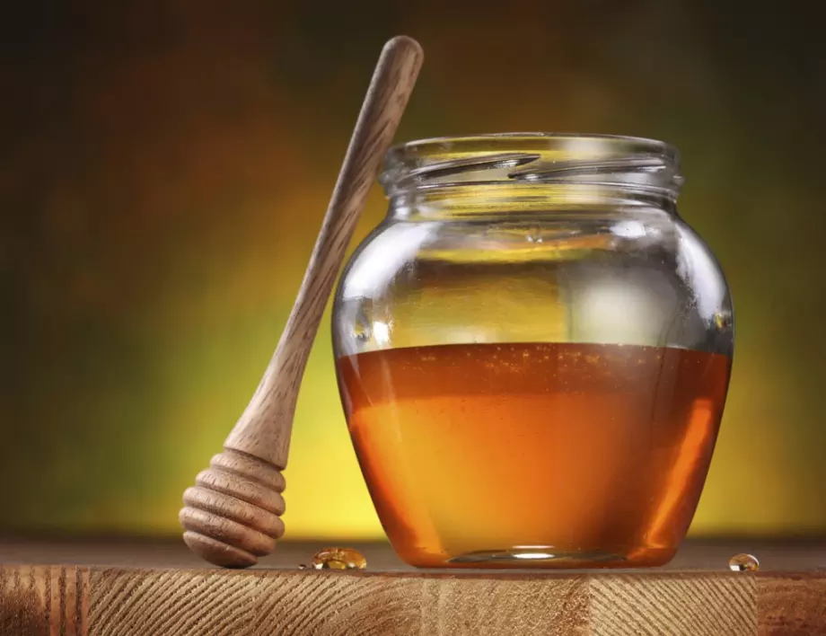Ако ядете по лъжичка мед всяка вечер, ще забележите тези 7 ефекта