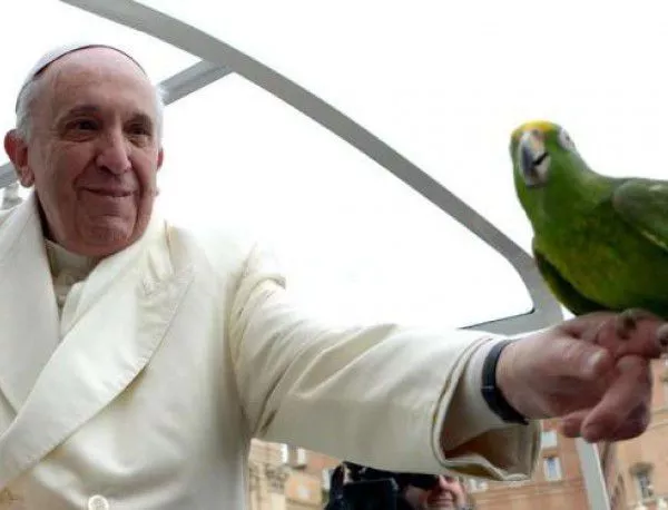 Папа Франциск на презокеанска визита догодина 