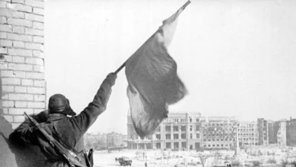 Приключва битката за Сталинград