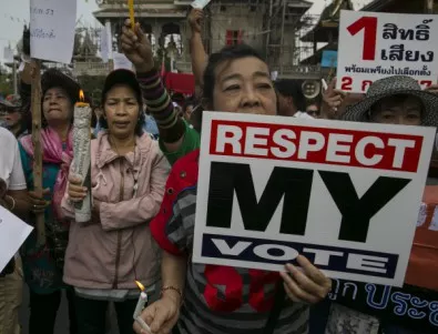 В Тайланд 12 млн. души не можаха да гласуват на предсрочните избори