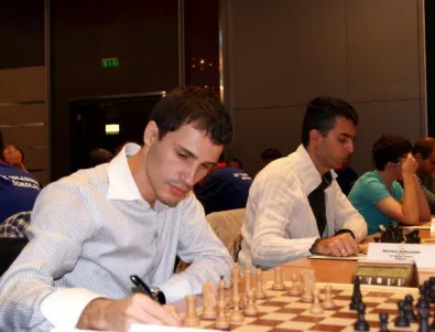 Иван Чепаринов с победа срещу световна шампионка по шах