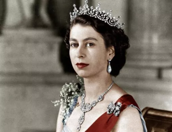 Официалната коронация на кралица Елизабет II