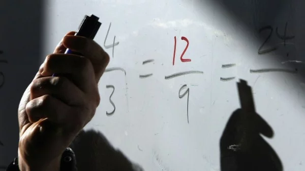 След 10 години България ще изпадне в безпрецедентна криза за учители