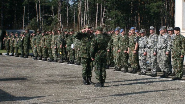 Лейтенанти вече ще могат да заемат длъжности за капитани