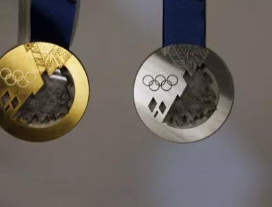 С куп медали се върнаха български ученици от олимпиада в Пекин