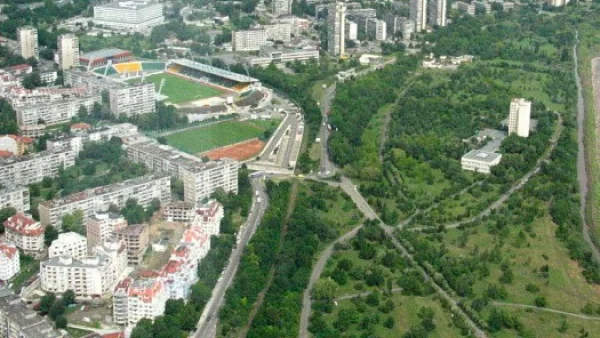 Нови паркоместа ще бъдат открити през 2014 в Бургас