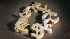 Доларът пада срещу йената след резултатите от изследването Танкан