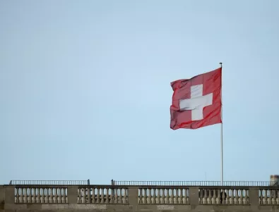 В Швейцария: 2250 евро на месец за всеки?