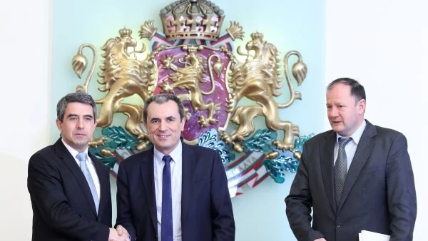 На 29 юни ще има нови консултации при Плевнелиев