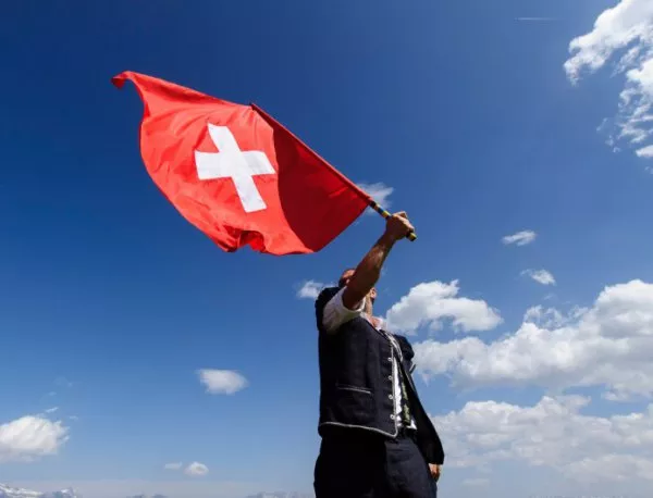 Швейцарците решават на референдум правомощията на разузнаването