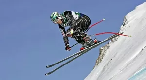 Ураганът Гонсало затисна и Световната купа по ски