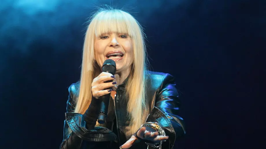 Левски кани Лили Иванова да пее на концерта за 106-ата годишнина
