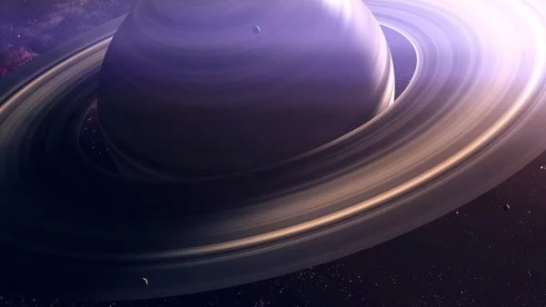 Заснеха полярното сияние на Сатурн