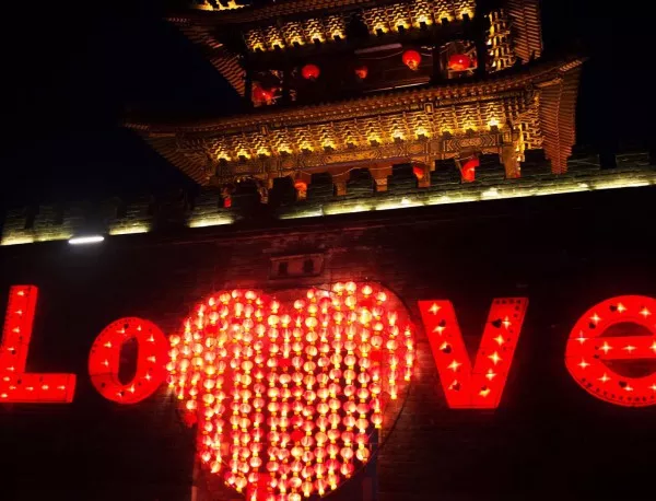В Китай честват празника на фенерите 
