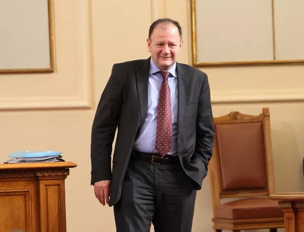 Липсата на кворум няма да провали заминаването на Сергей Станишев за ЕП