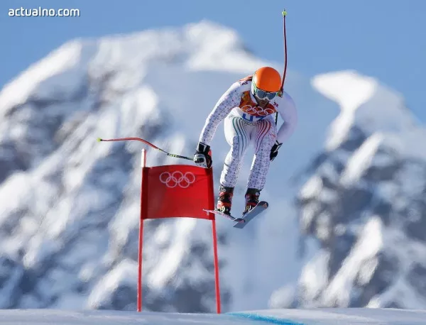 Българските скиори са след 35 място след спускането за комбинация