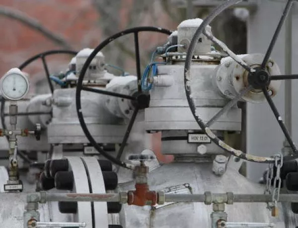 Русия няма да спира доставките на газ,  засега