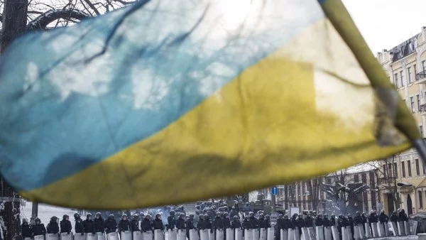 Европейският съвет наложи индивидуални санкции за украинските политици