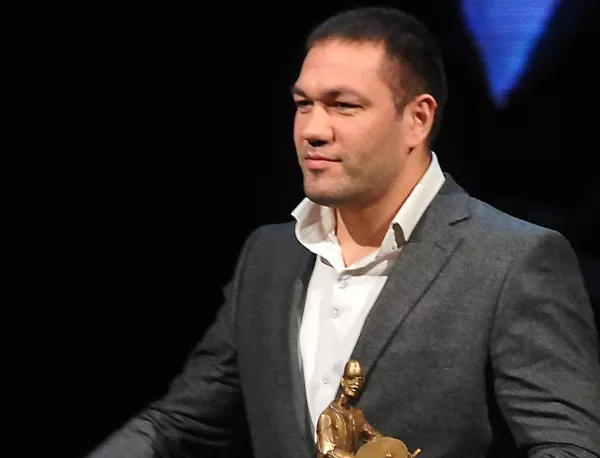Кубрат Пулев получи наградата си за "Мъж на годината"