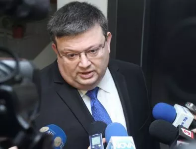 Цацаров: Пеевски ще бъде разпитан заради твърденията на Ченалова