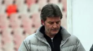 Отменен полет е причината Емо Костадинов да не присъства на поклонението пред Туньо