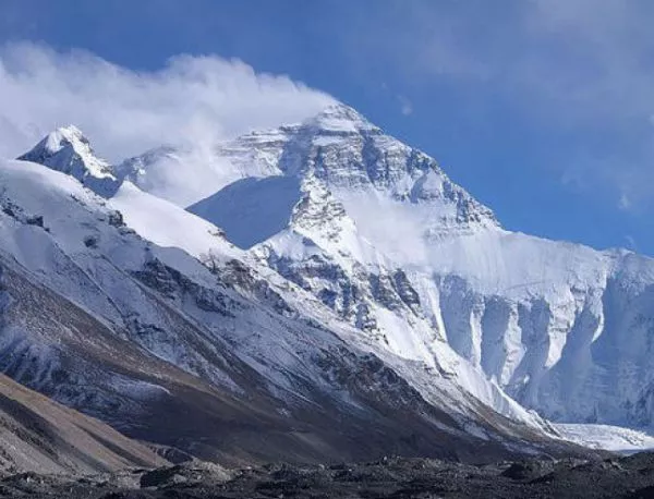  Земетресението в Непал е изместило Еверест 3 см 
