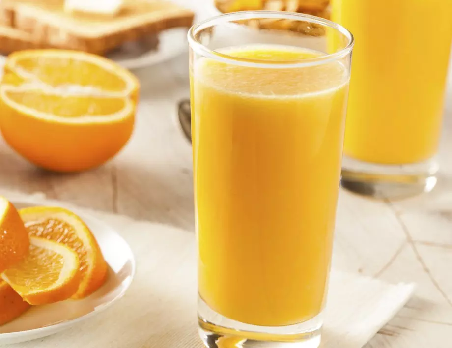 Как да си приготвим 9 литра портокалов сок само от 4 портокала 