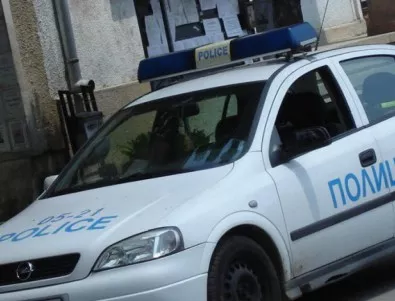 Полицейски постове на няколко булеварда в Сливен днес