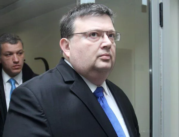 Цацаров: Само ВКС ще разрешава СРС-та за съдии, прокурори и следователи