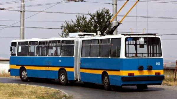 Обявиха пернишкия "Тролейбусен транспорт" в несъстоятелност