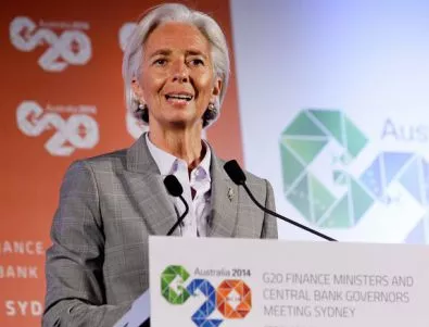 МВФ: Евтиният петрол е изгоден за световната икономика 